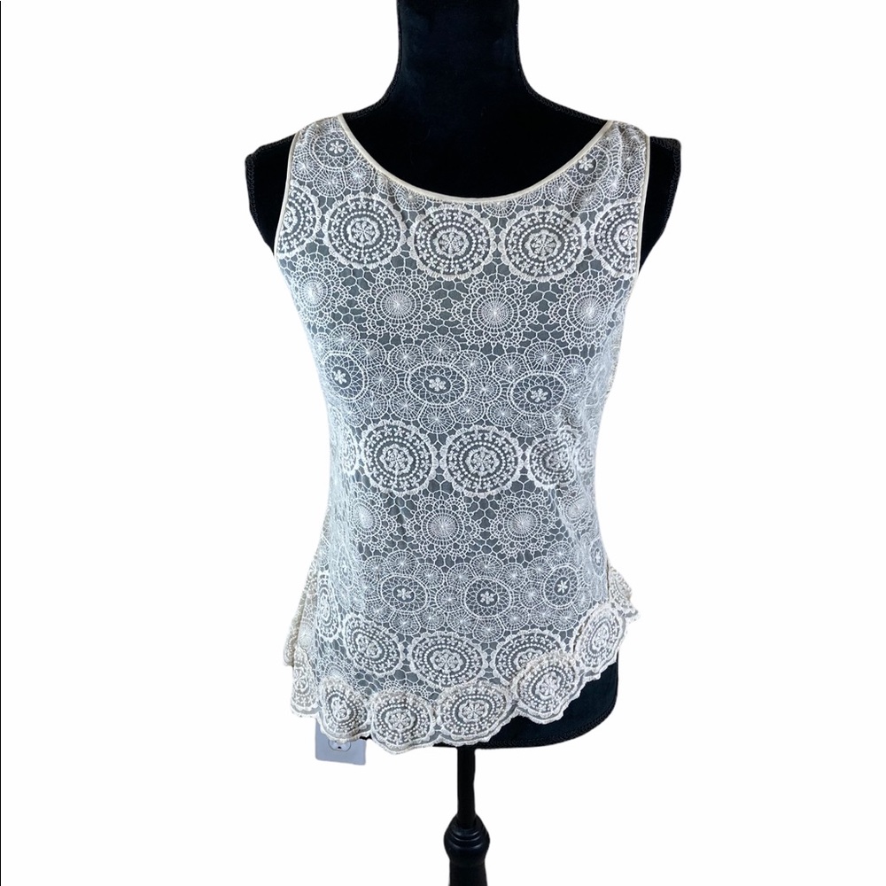 Per se Cream Sleeveless Top